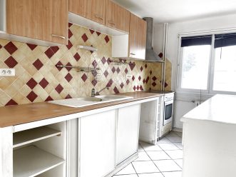 property v880039032 2