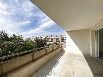 property v880092714 0