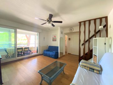 property v890095115 0