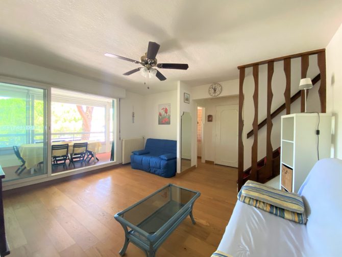 property v890095115 0