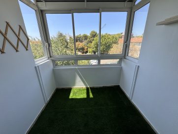 property v1310096316 0