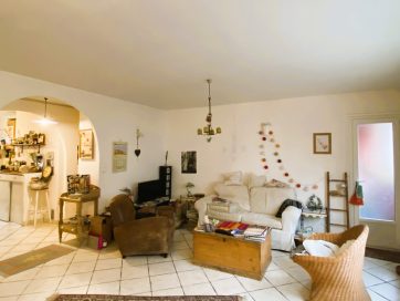 property v880039032 0