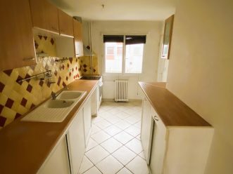 property v880039032 2