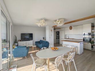 property v1290085319 2