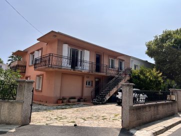 property v1310093008 0