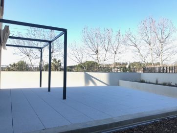 property v1310096910 0