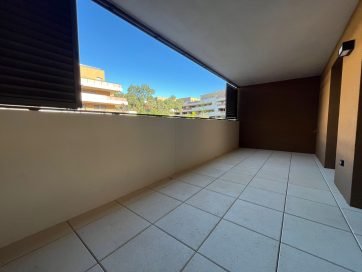 property v1320097300 0