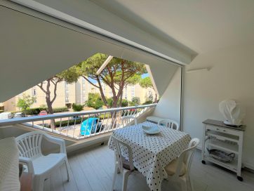 property v1390095239 0