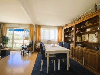 property v880082519 1
