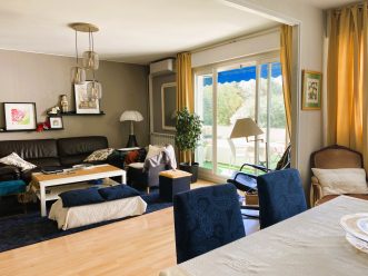 property v880082519 2