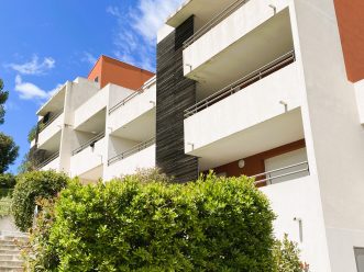 property v880094678 1