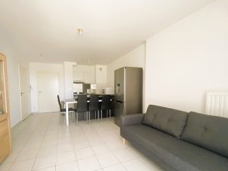 property v880094678 3