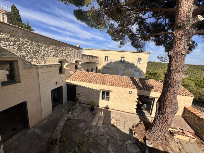 property v1310097615 0