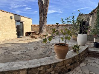 property v1310097615 1