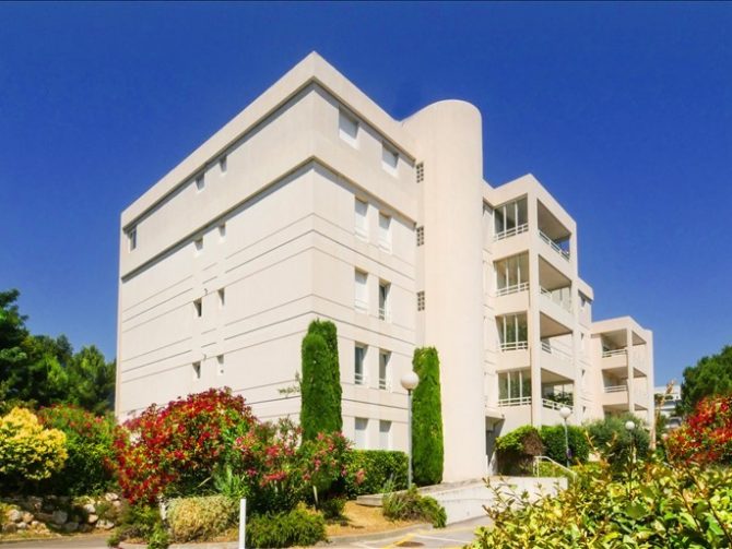 property v1310097636 0