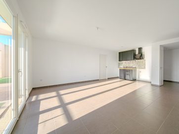 property v1320096671 0