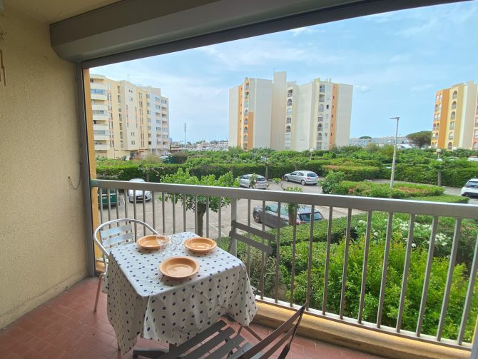 property v1360090847 0