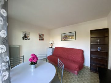 property v1390096959 0