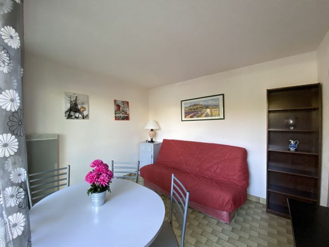 property v1390096959 0