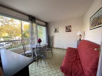 property v1390096959 1