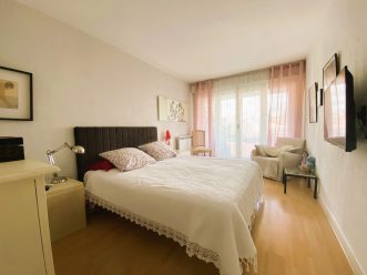 property v880082519 4