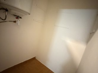 property v1310093461 4