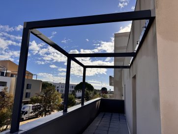 property v1310096910 0