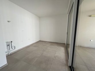 property v1320098759 1