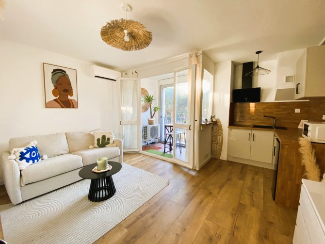 property v890098398 0