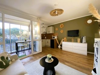 property v890098398 1