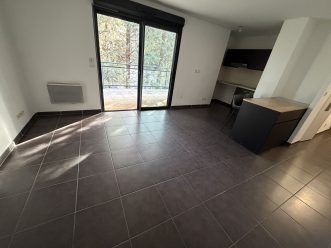 property v1310098115 1