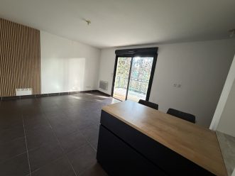 property v1310098115 2