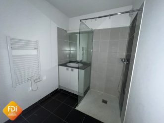 property v1320098264 3