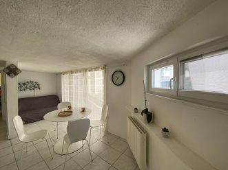 property v1390099052 1