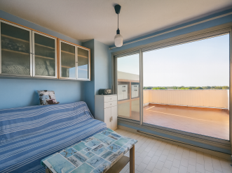 property v1400097082 1