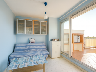 property v1400097082 2