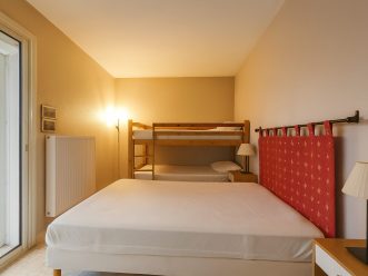 property v1400098787 2