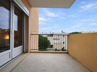 property v1400098874 2