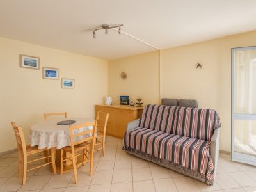 property v40093565 0