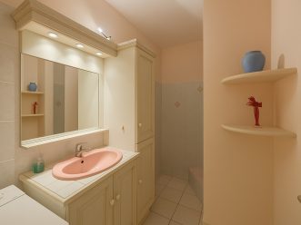 property v40093565 4