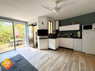 property v710098955 0