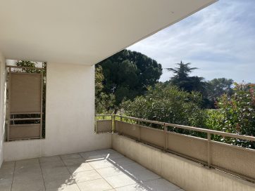 property v880092714 0