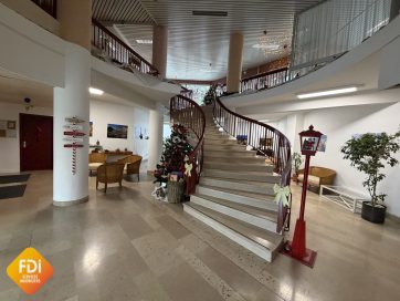 property v1310099282 0