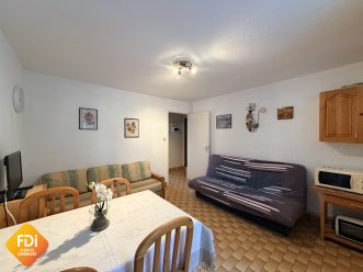 property v1390098434 2