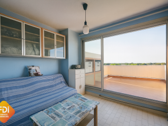 property v1400097082 2