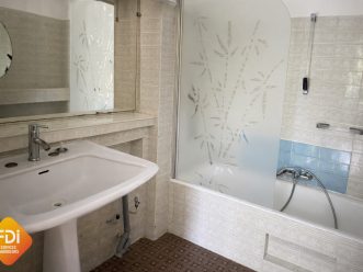 property v1310099949 3