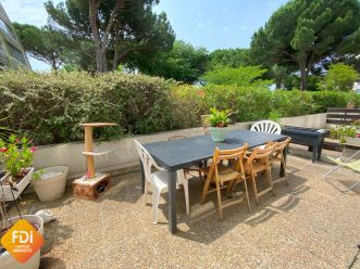 property v1390094860 1