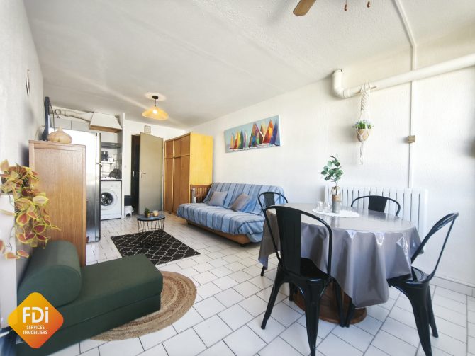 property v1400095627 0