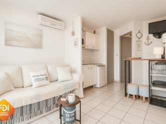 property v1400097094 1
