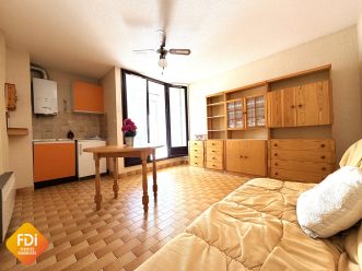 property v1330085389 2